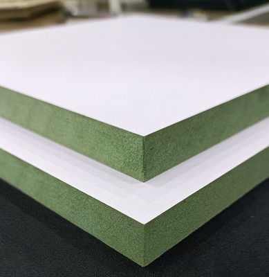 Tavola Mdf resistente all'acqua 3 mm con dimensioni personalizzate e superficie con carta di melamina