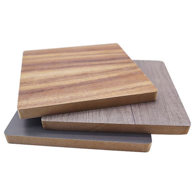 Melammina bianca Mdf Hdf Cartone per mobili con colla E0 e rivestimento in melammina resistente