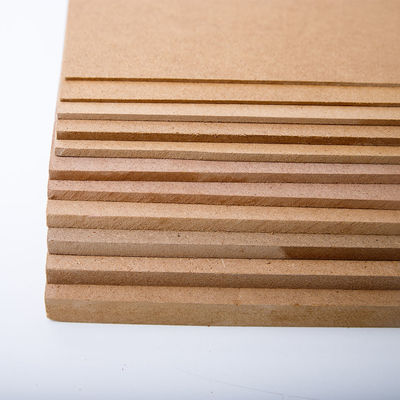 Fibra di legno 2,5 mm 3 mm 6 mm 18 mm Una carta bianca 15 mm MDF Melamina 18 mm per mobili