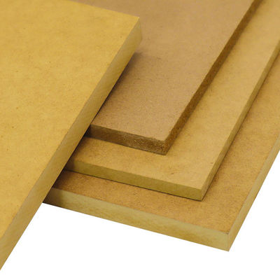 Tavola MDF grezza di 18 mm di grado E1 E2 per la decorazione interna e dei mobili